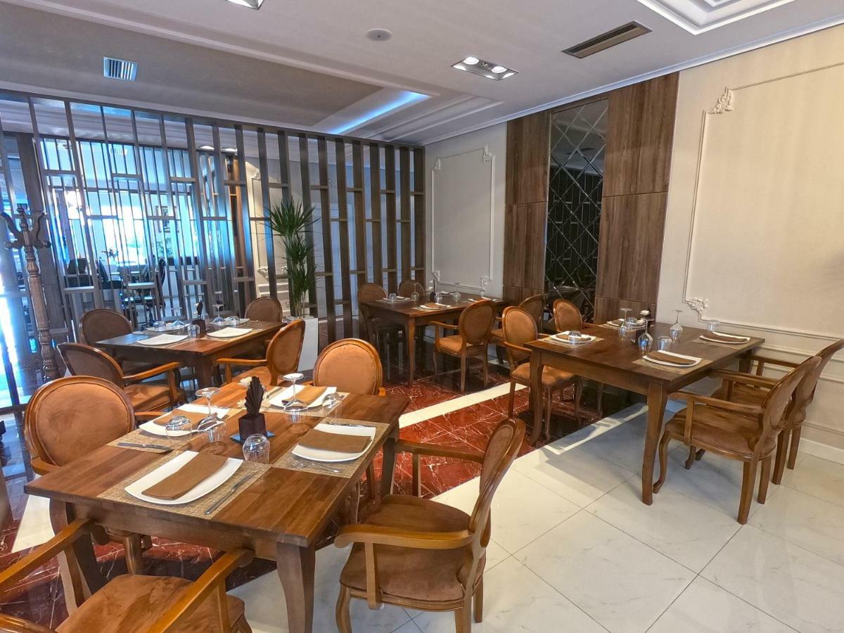 Gardenland Resort Bushat ภายนอก รูปภาพ